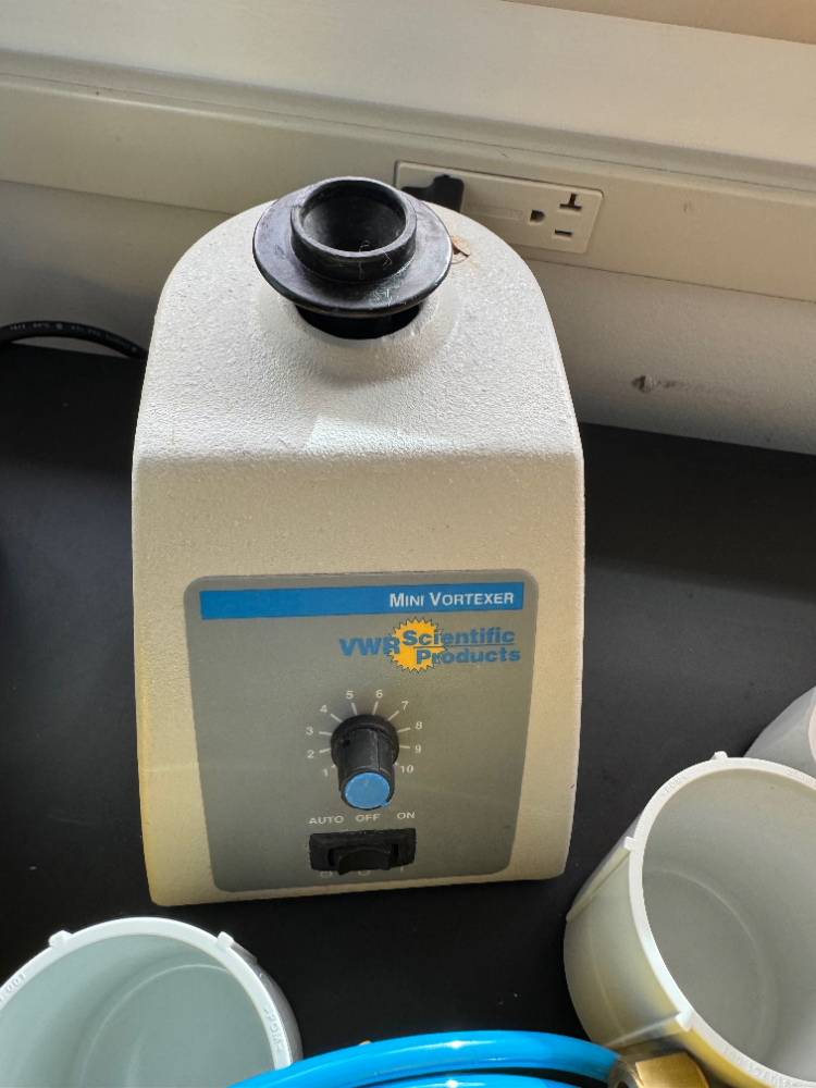 Image of VWR Mini Vortexer